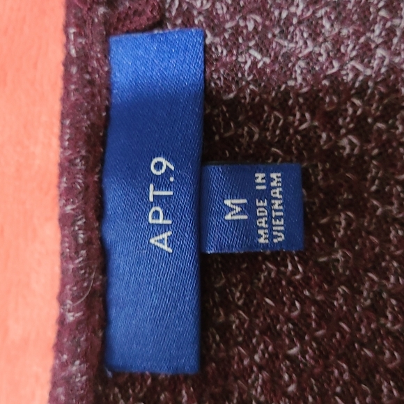 Long Sweater Or Sweater Dress. - Picture 4 of 8